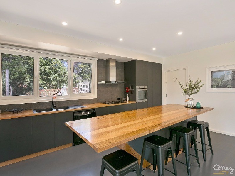 10 Ti-Tree Court, Somers VIC 3927