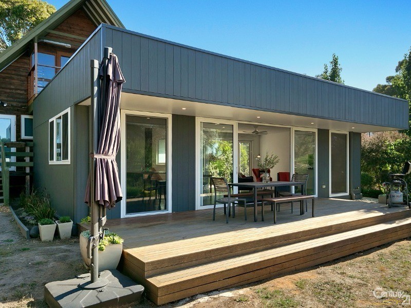 10 Ti-Tree Court, Somers VIC 3927