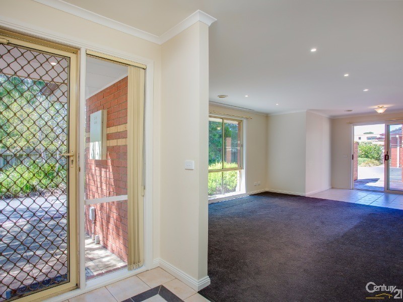 1/27 Edward street, Hastings VIC 3915