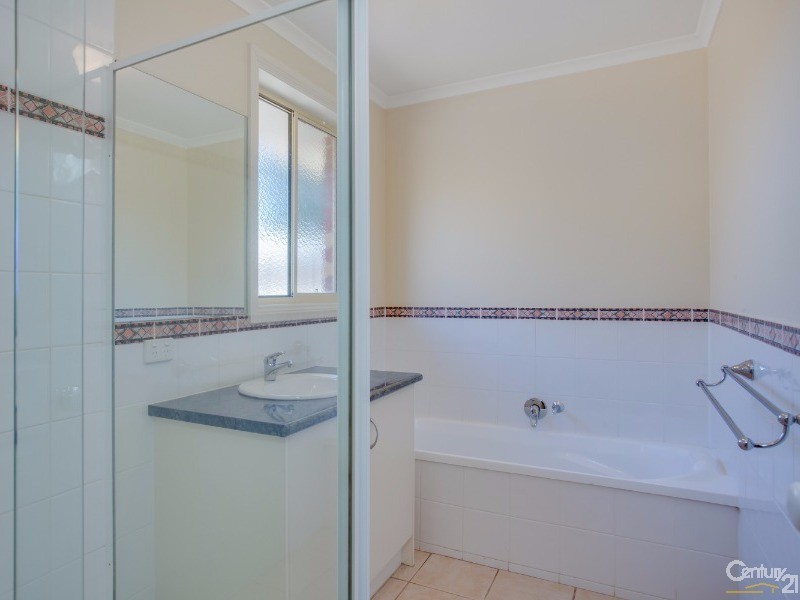 1/27 Edward street, Hastings VIC 3915