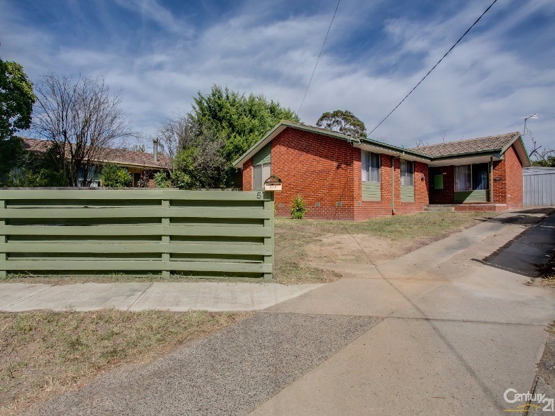 5 Torrens court, Hastings VIC 3915