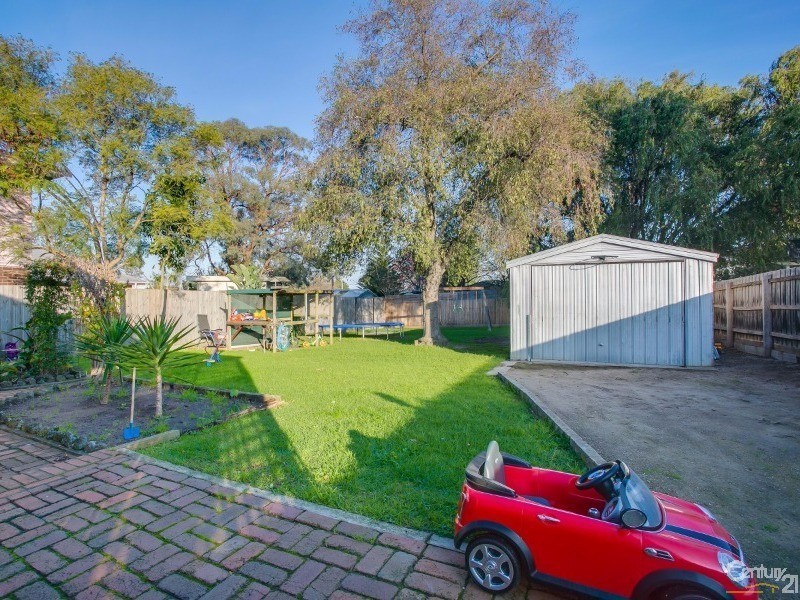 11 Edward Street, Hastings VIC 3915