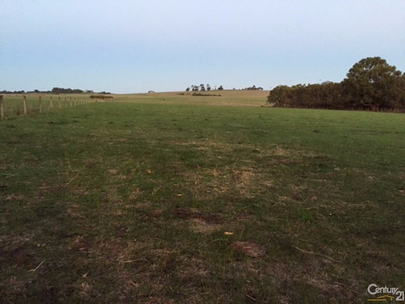 8A Section M, The Centre Way, French Island VIC 3921