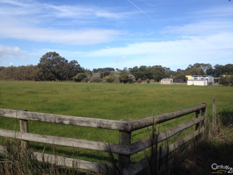 8A Section M, The Centre Way, French Island VIC 3921