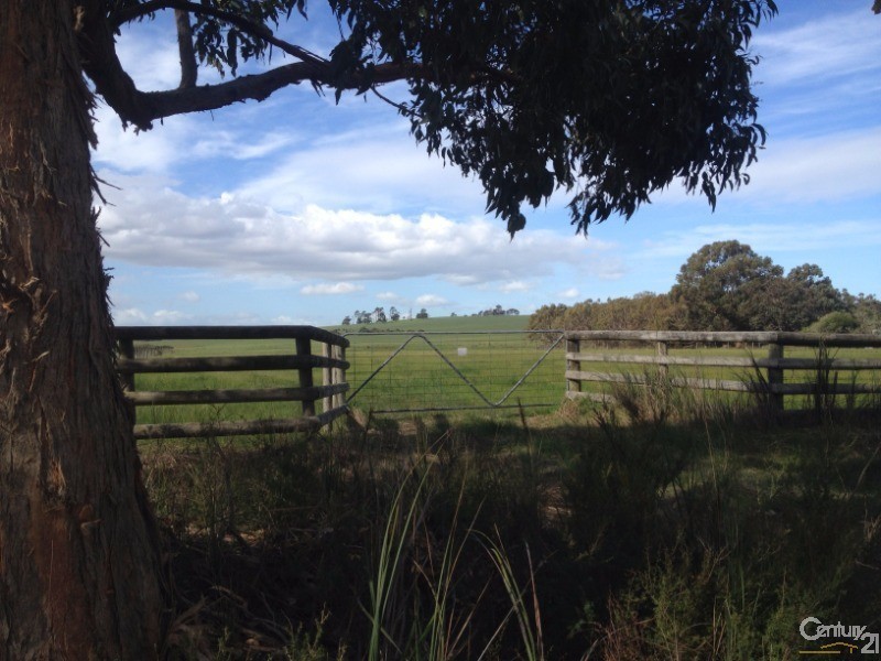 8A Section M, The Centre Way, French Island VIC 3921