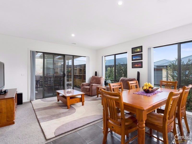 1/34 Olivia Way, Hastings VIC 3915