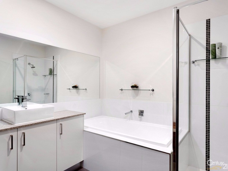 1/34 Olivia Way, Hastings VIC 3915