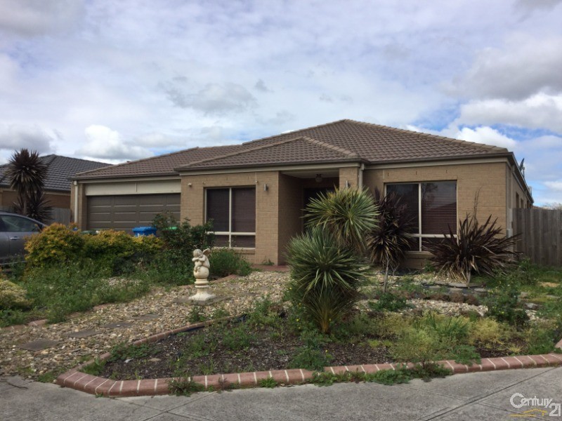 58 Phoenix Avenue, Cranbourne VIC 3977