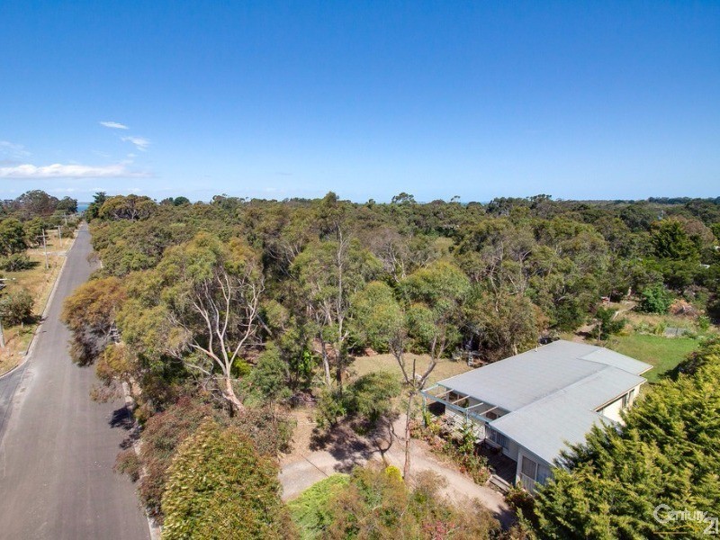 33 Lorimer Street, Crib Point VIC 3919