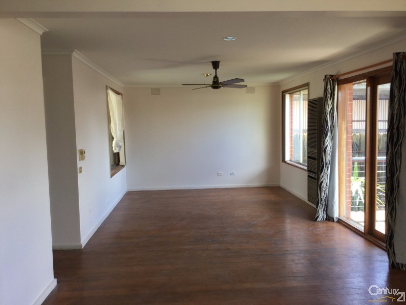 4 Aitape Court, Hastings VIC 3915