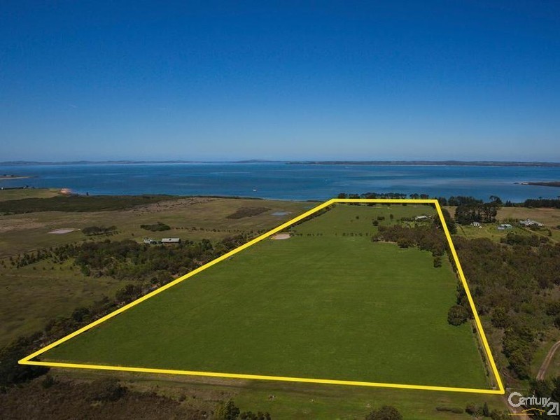 65 Fifth Avenue, French Island VIC 3921