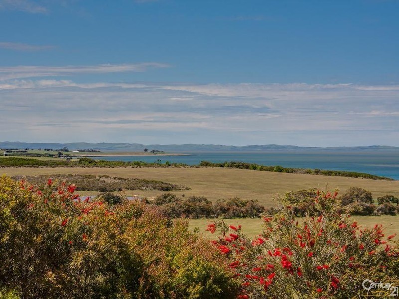 65 Fifth Avenue, French Island VIC 3921