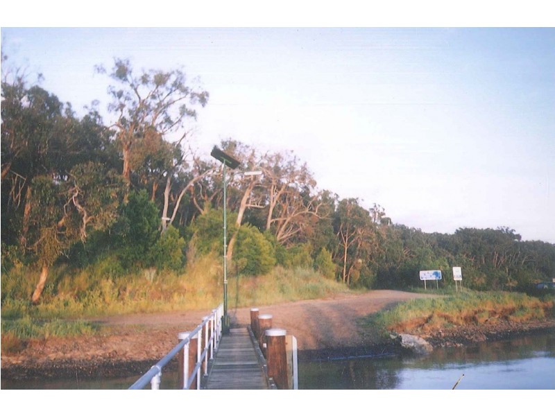CA 14C Barge Access Road, French Island VIC 3921