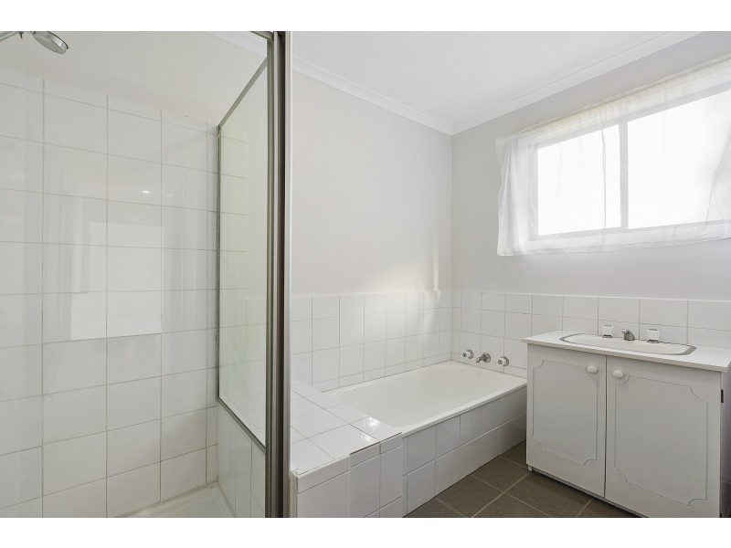 3/28 Lucerne Avenue, Mornington VIC 3931