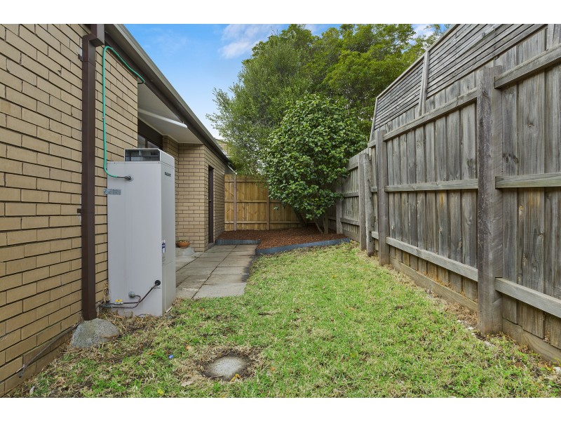 3/28 Lucerne Avenue, Mornington VIC 3931
