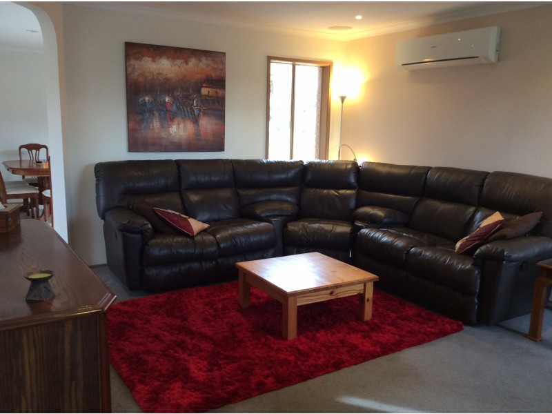 1 Huon Close, Hastings VIC 3915