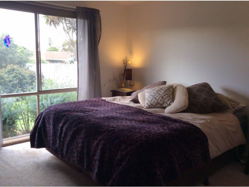 1 Huon Close, Hastings VIC 3915