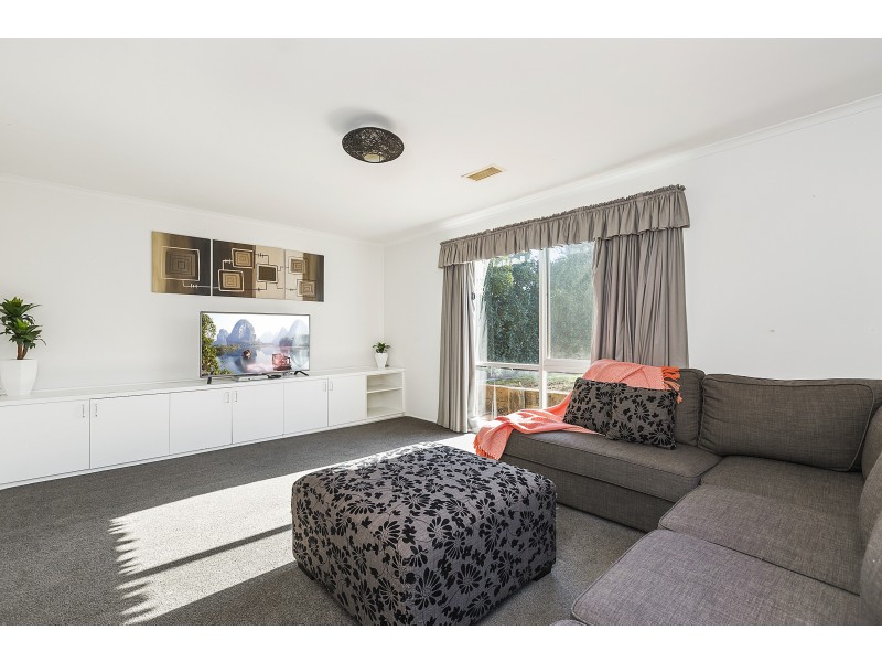 35 Parkside Crescent, Mornington VIC 3931