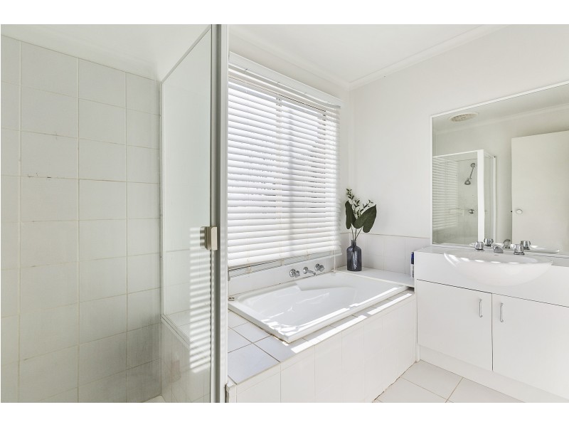 35 Parkside Crescent, Mornington VIC 3931