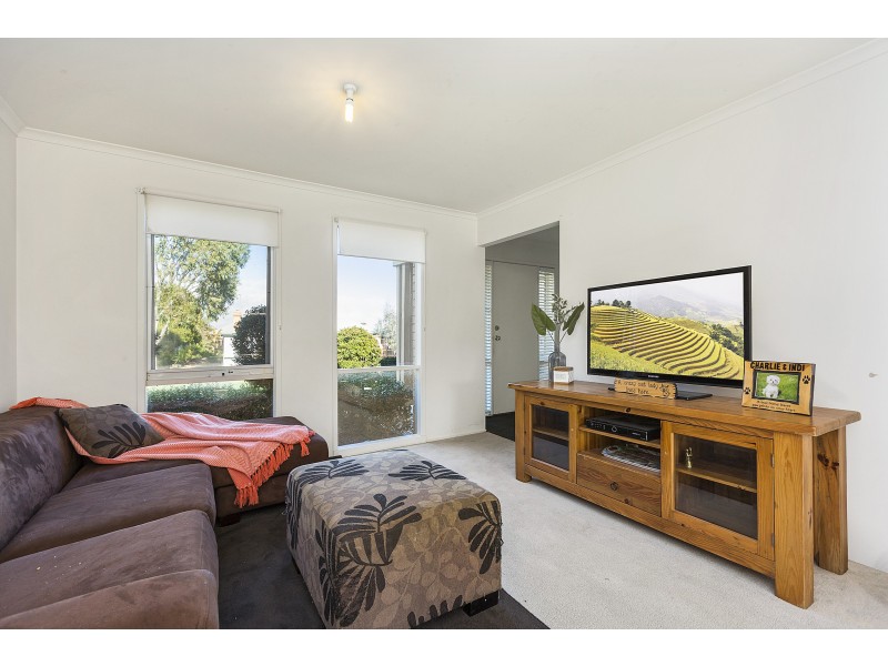 35 Parkside Crescent, Mornington VIC 3931
