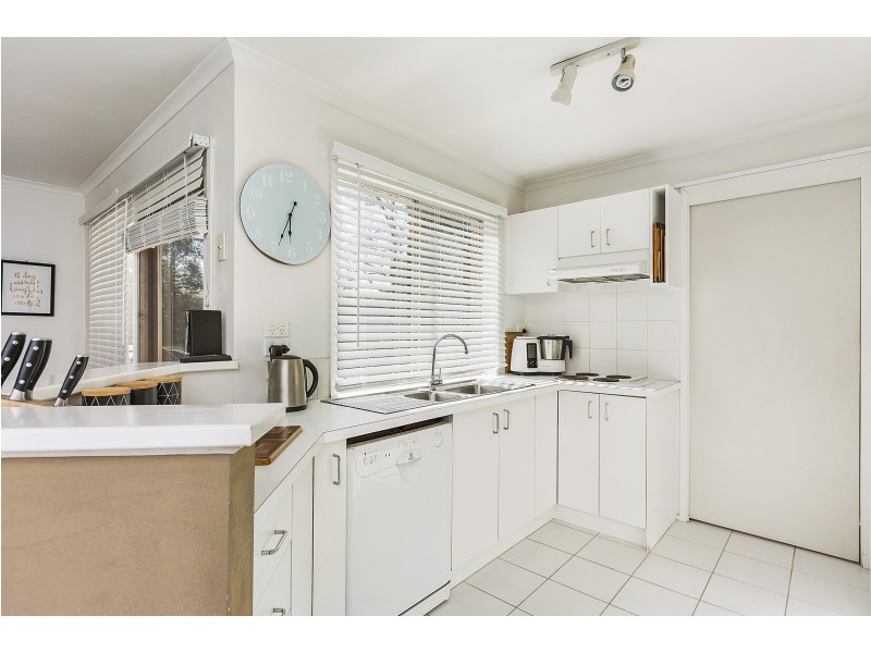 35 Parkside Crescent, Mornington VIC 3931