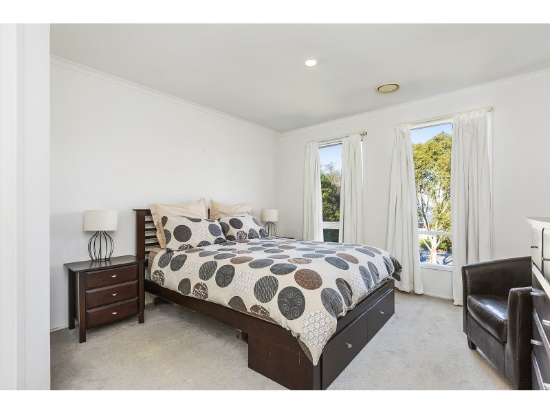 35 Parkside Crescent, Mornington VIC 3931