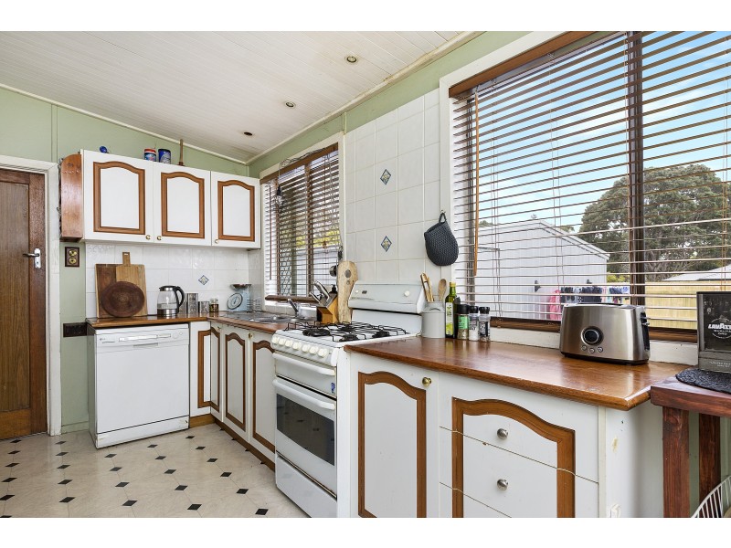 27 Park Road, Crib Point VIC 3919