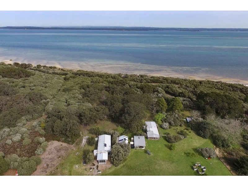 370 Coast Road, French Island VIC 3921