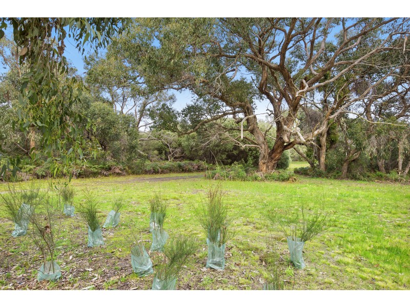 370 Coast Road, French Island VIC 3921