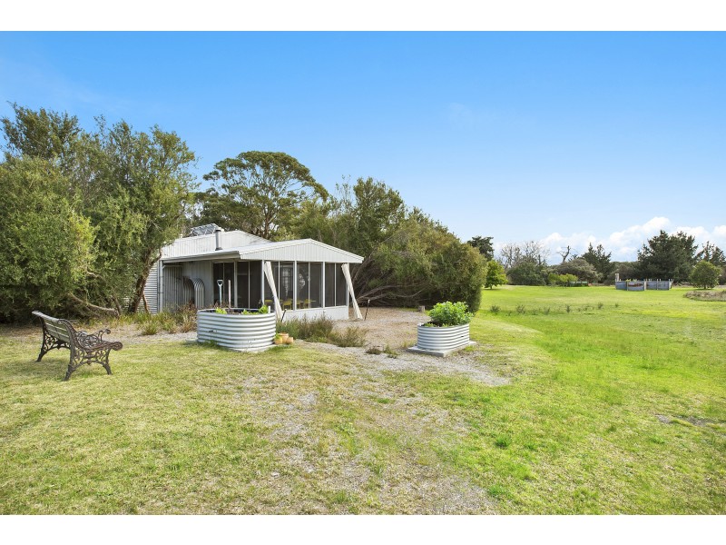 370 Coast Road, French Island VIC 3921