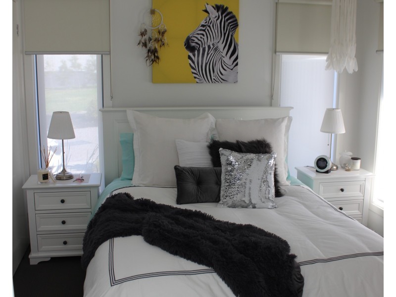 26 Shergold Way, Cranbourne North VIC 3977