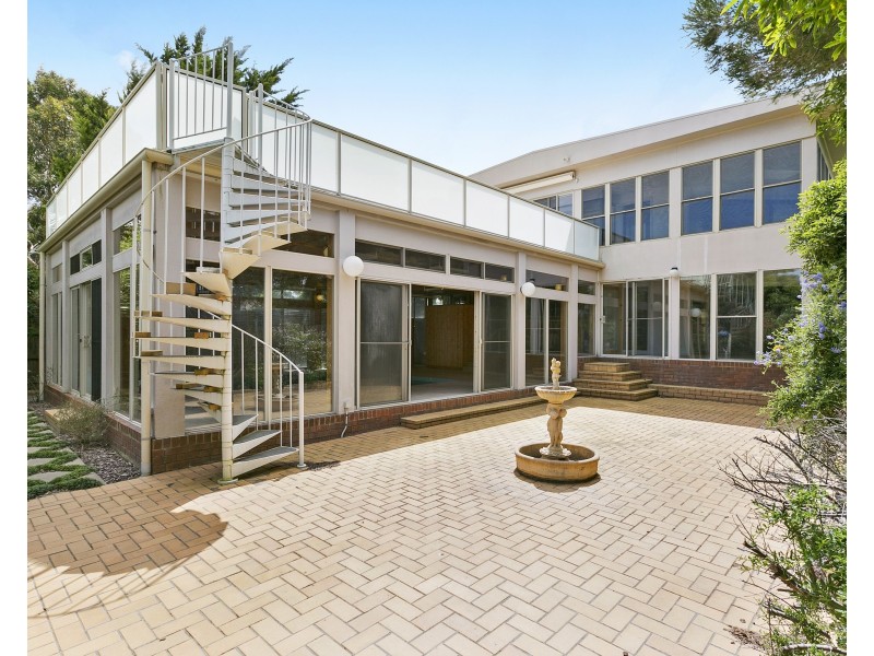 28 Tower Hill Road, Somers VIC 3927