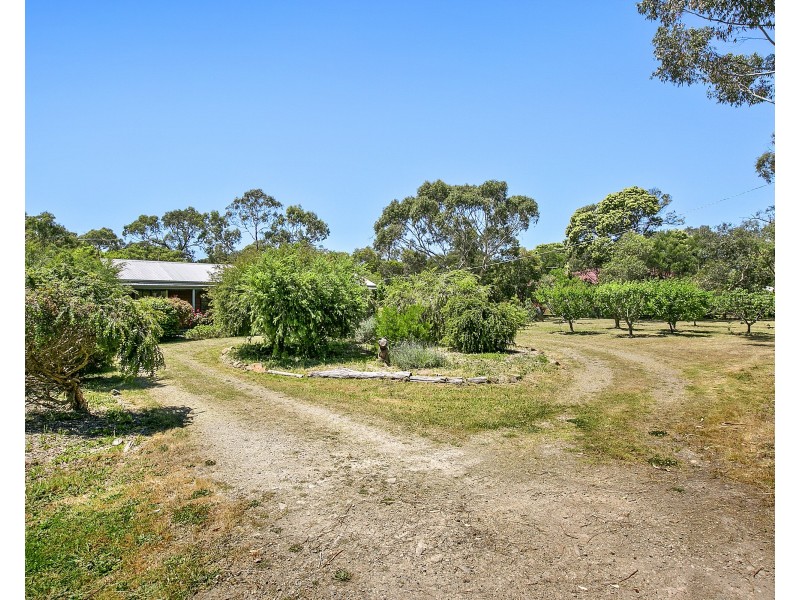 51 Urquhart Crescent, Crib Point VIC 3919