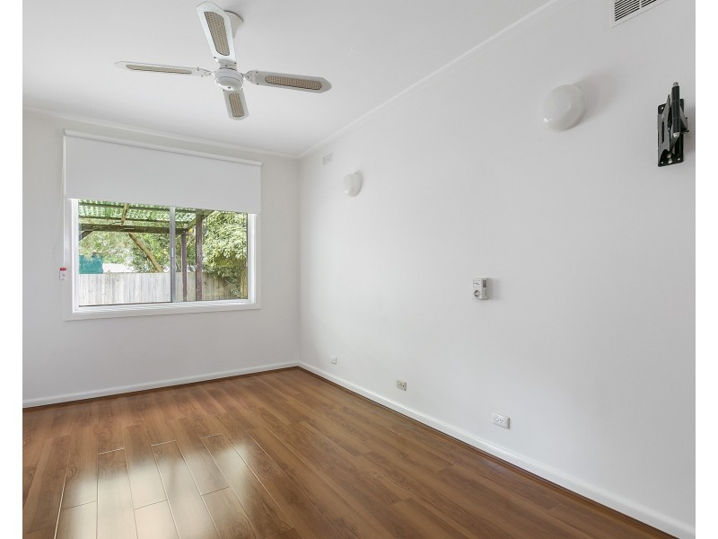 25 Penshurst Avenue, Hastings VIC 3915