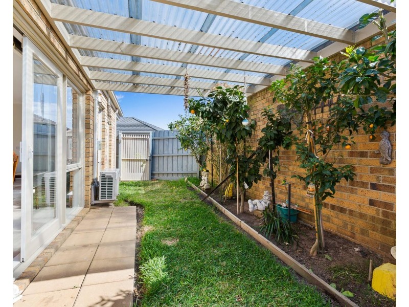 2/2 Alameda Avenue, Mornington VIC 3931