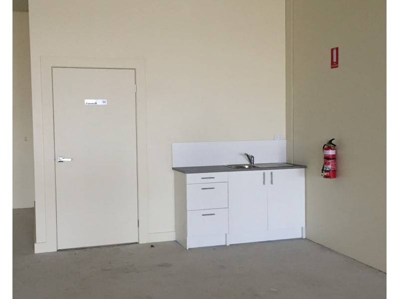 92 HIGH ST, Hastings VIC 3915