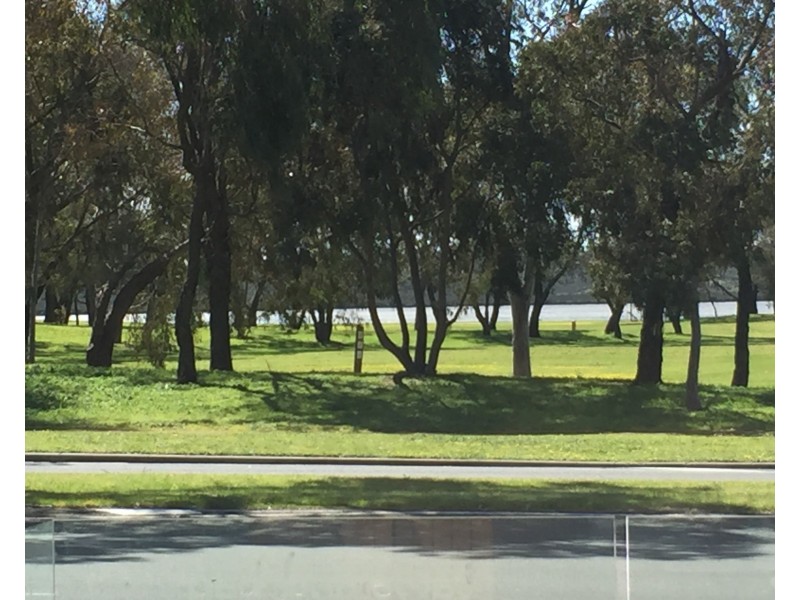 29 MARINE PARADE, Hastings VIC 3915