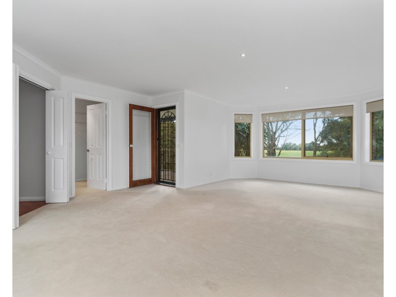 33 Tower Hill Road, Somers VIC 3927