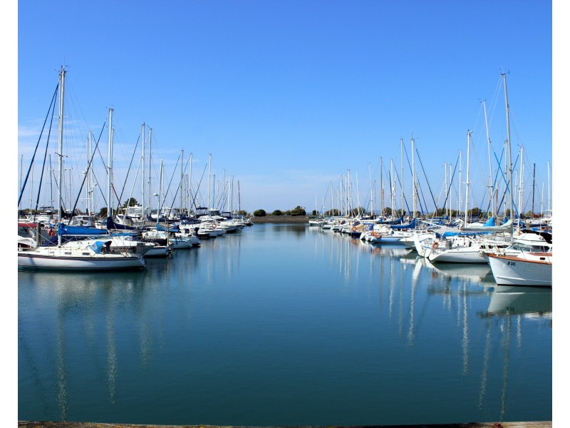 16 Georgia Way, Hastings VIC 3915