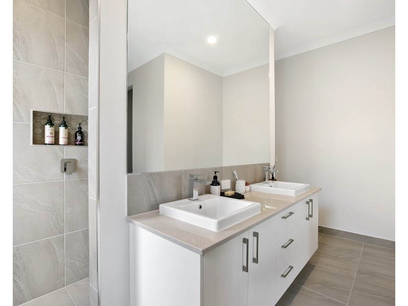 80A Creswell Street, Crib Point VIC 3919