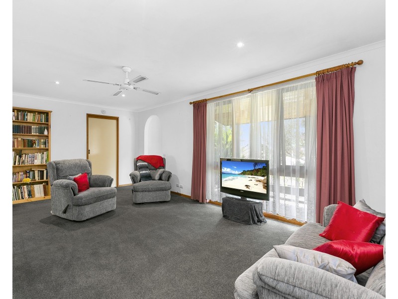 5 Phillip Court, Hastings VIC 3915