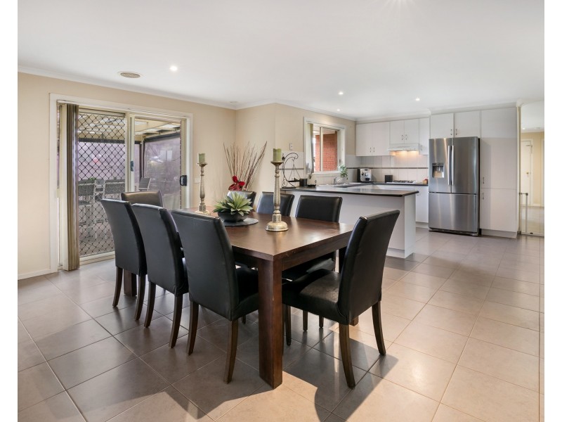 2 Mirabella Court, Hastings VIC 3915