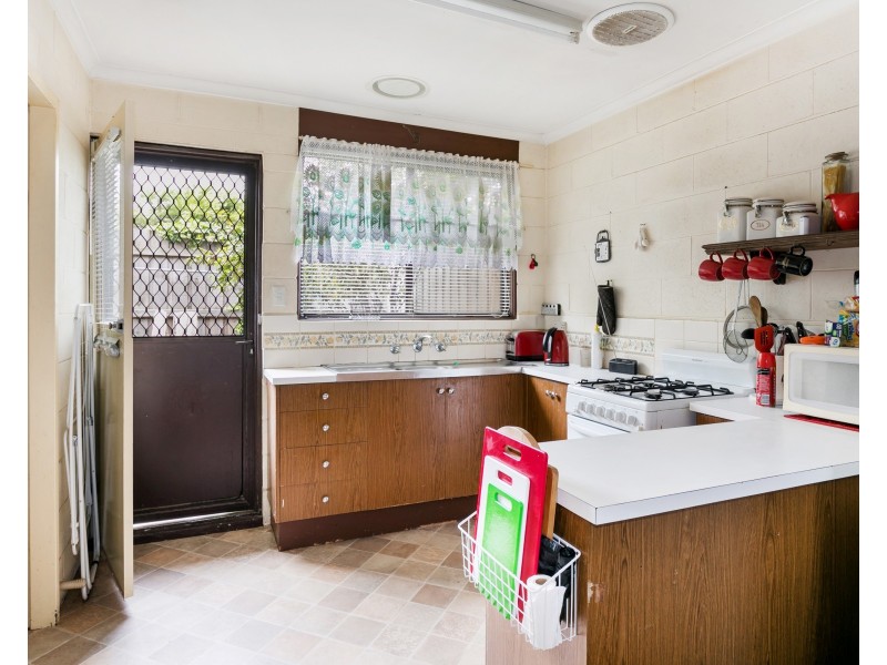 2/17 McCallum Street, Hastings VIC 3915