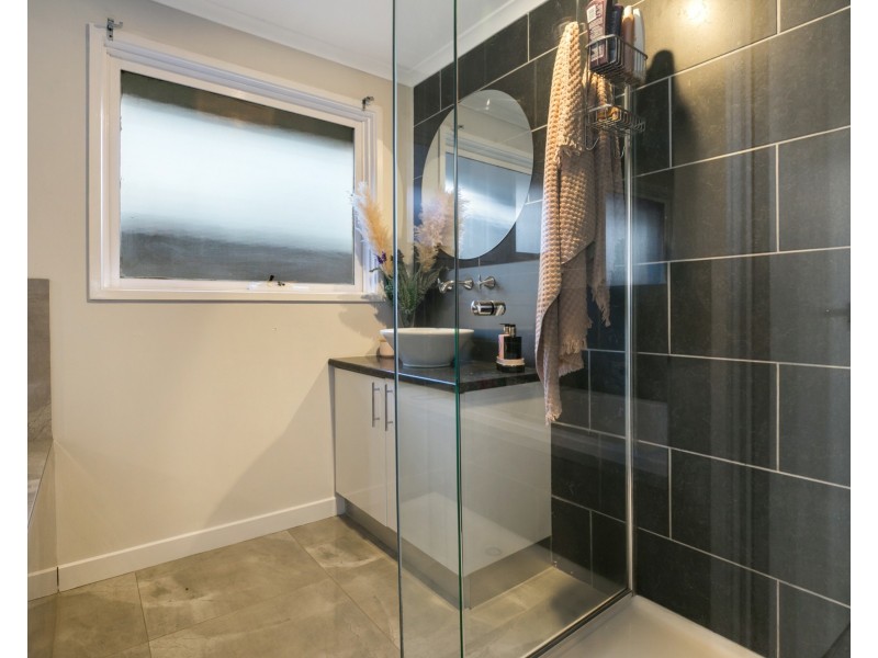 12 Lintel Court, Hastings VIC 3915