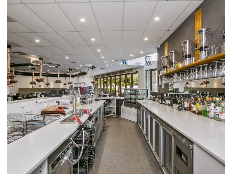 27 Marine Parade, Hastings VIC 3915