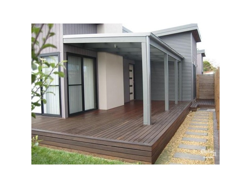 1/2 George Street, Safety Beach VIC 3936