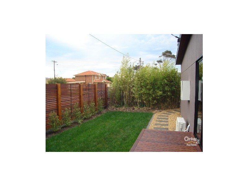 1/2 George Street, Safety Beach VIC 3936