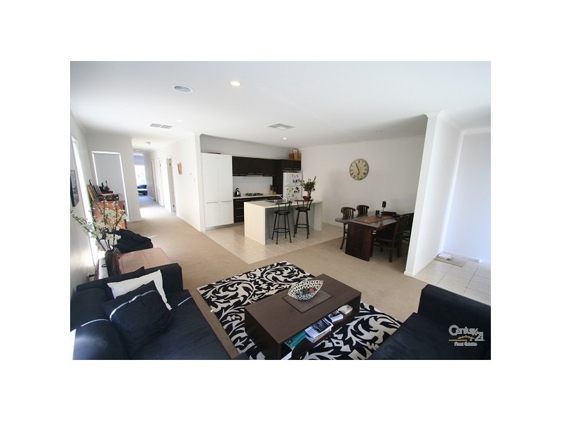 9 Albert Street, Hastings VIC 3915