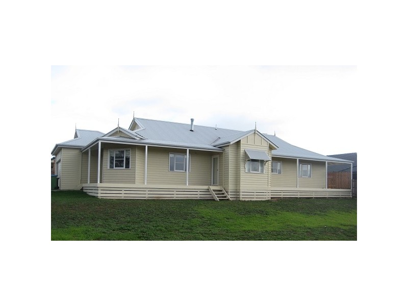 7 Mary Grove, Hastings VIC 3915