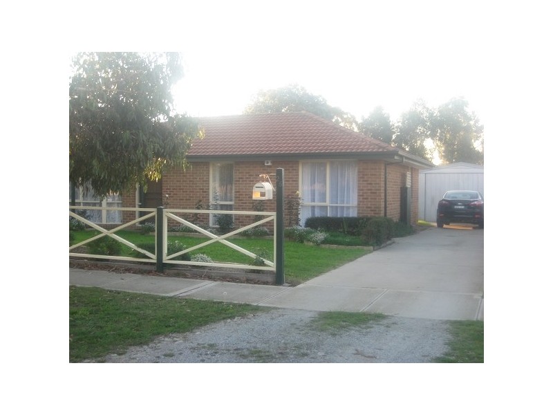 25 Michelle Drive, Hastings VIC 3915